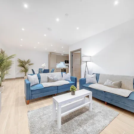 Private And Spacious Luxury Apartments By Mcf